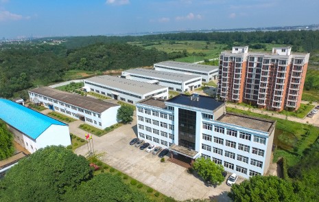 湖北昌利公司連續(xù)25年榮獲“守合同重信用企業(yè)”，始終將誠信經(jīng)營放在第一位！